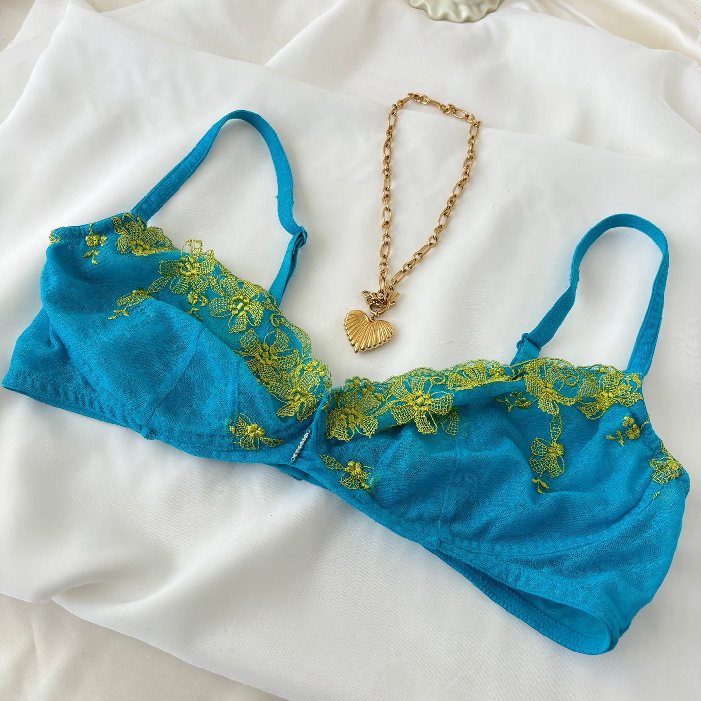 Vintage Lace Fairy Embroidered Bra (38C)