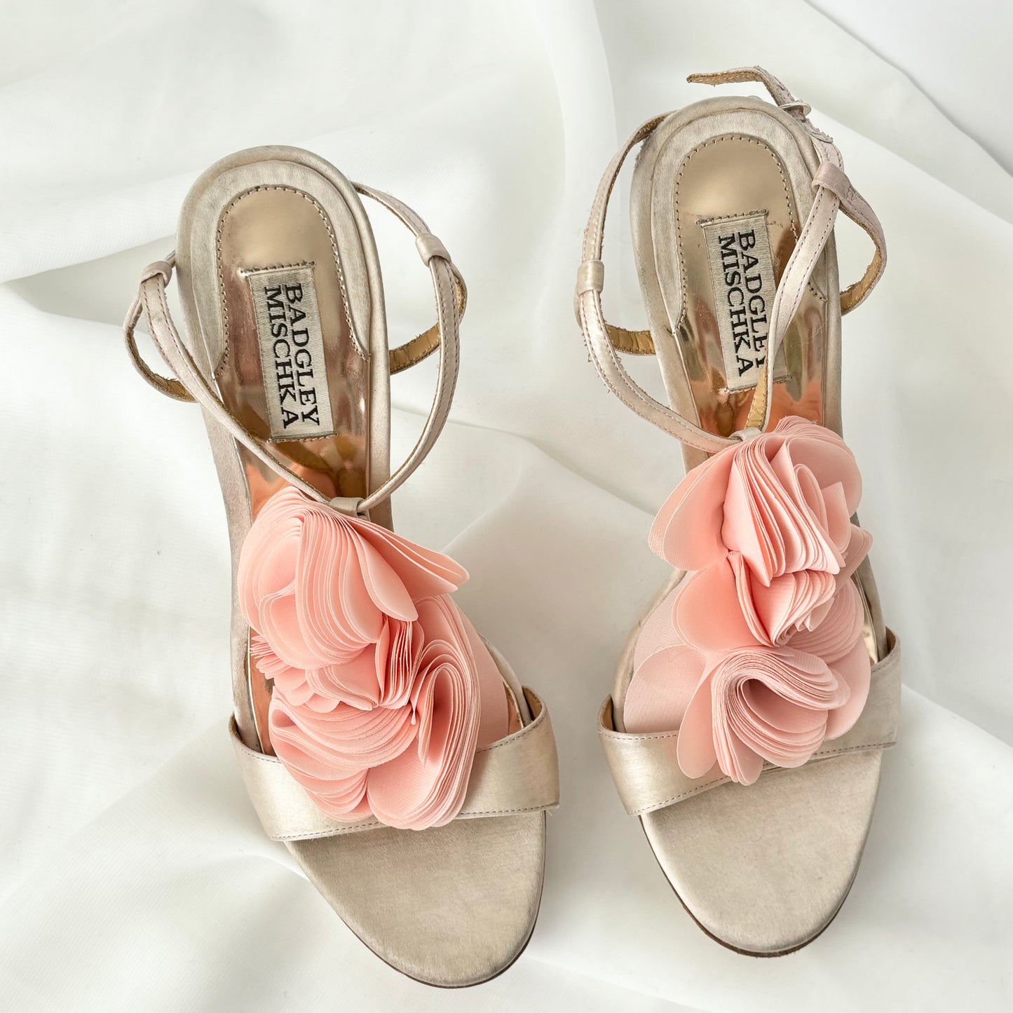 Vintage Frilly Champagne Pink Heels (8.5)