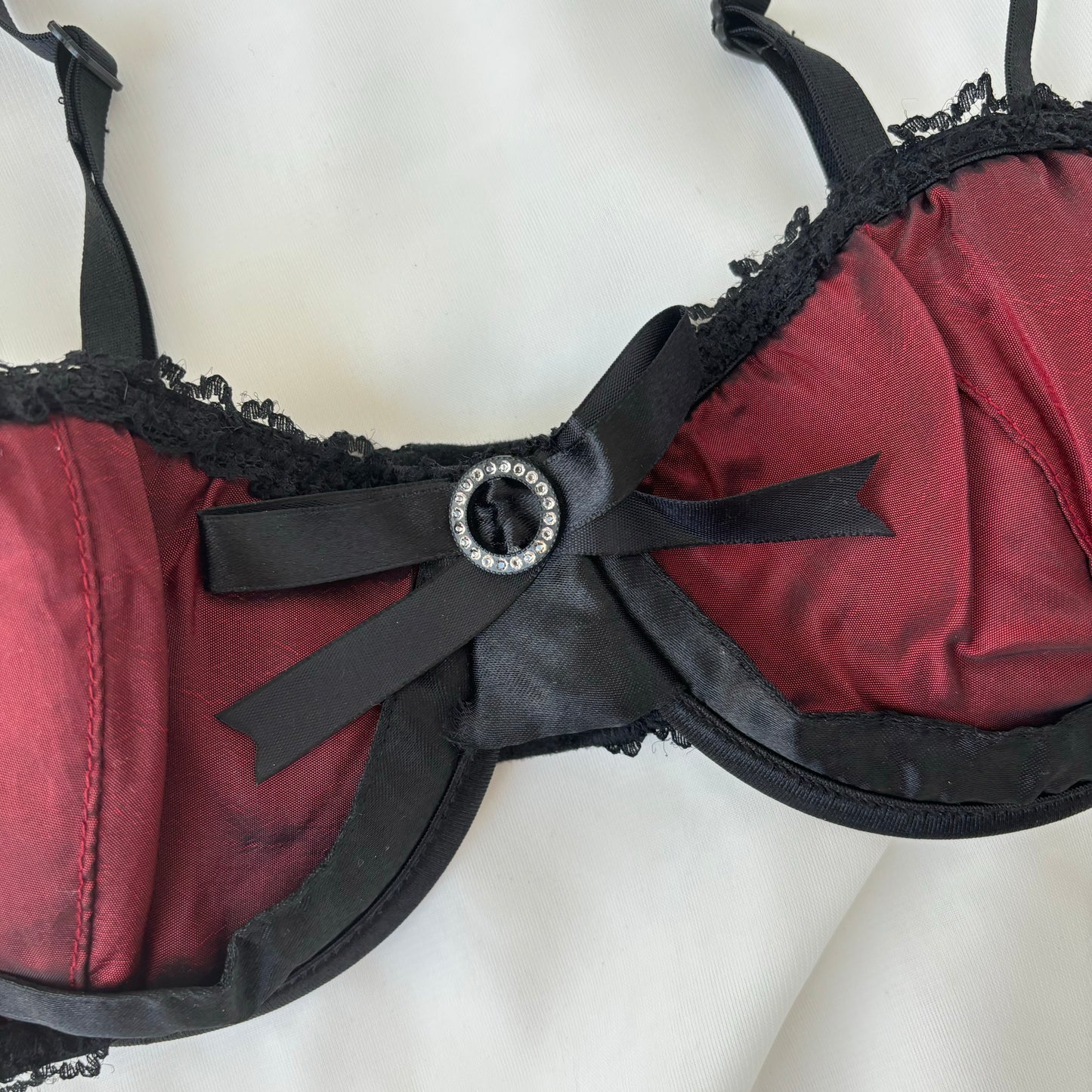 Vintage Burgundy Bra (36B)