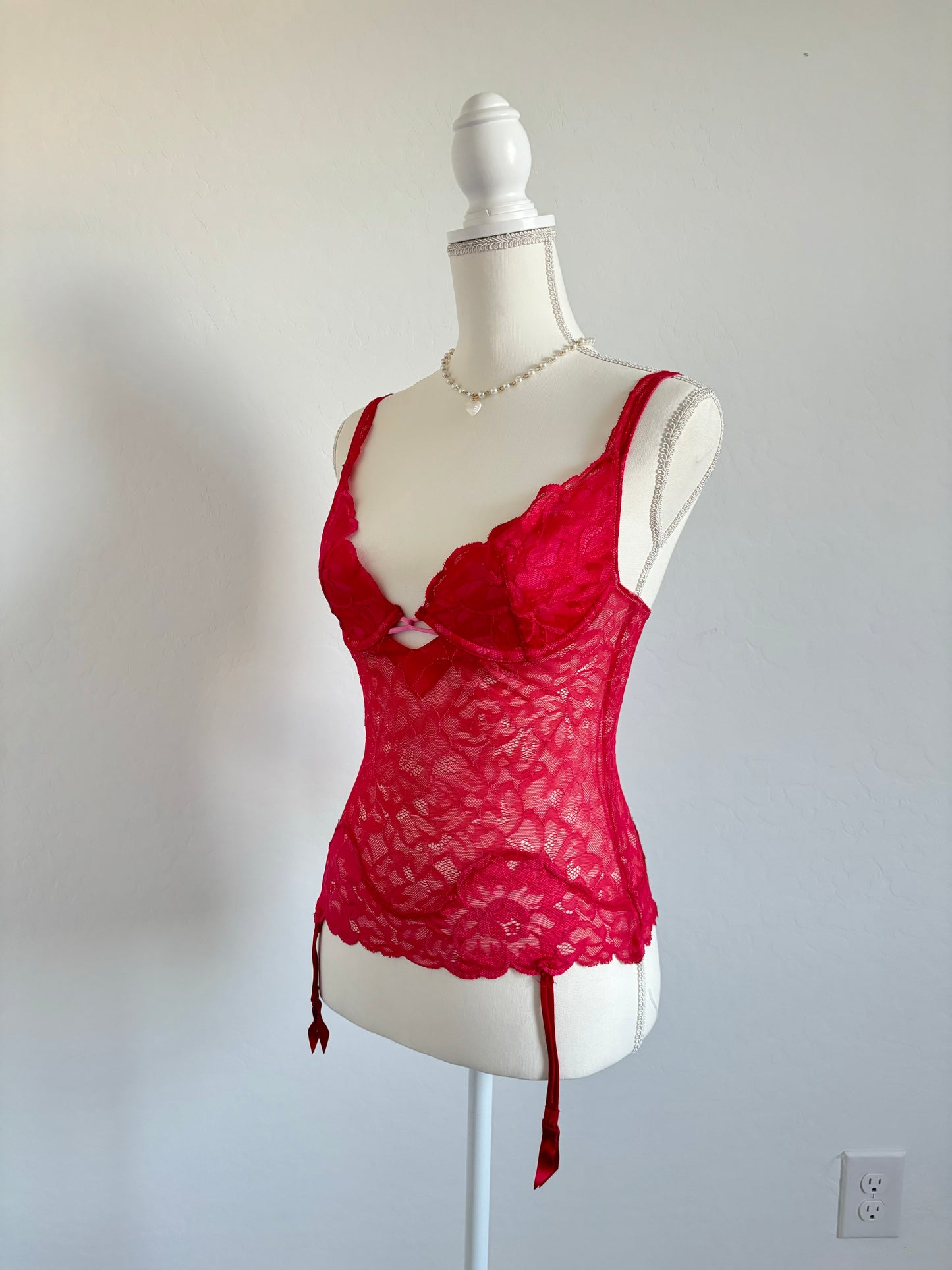 Victoria’s Secret Pink Lace Corset Top (34B)