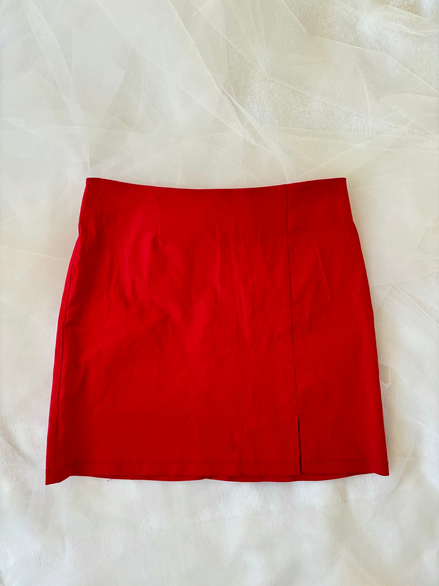 Vintage 90’s Mini Red Stretchy Zip-Up Skirt (Large)