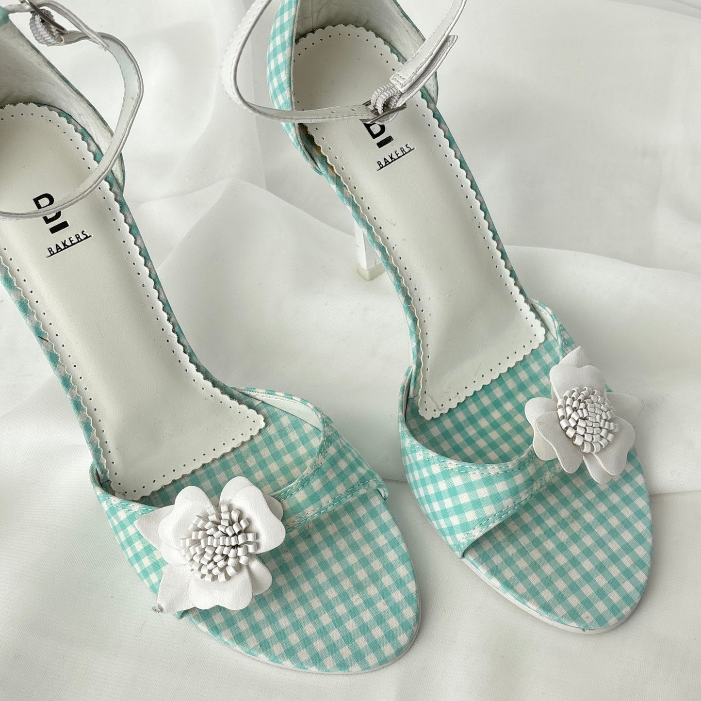 Vintage Gingham Mint Green Heels (8)