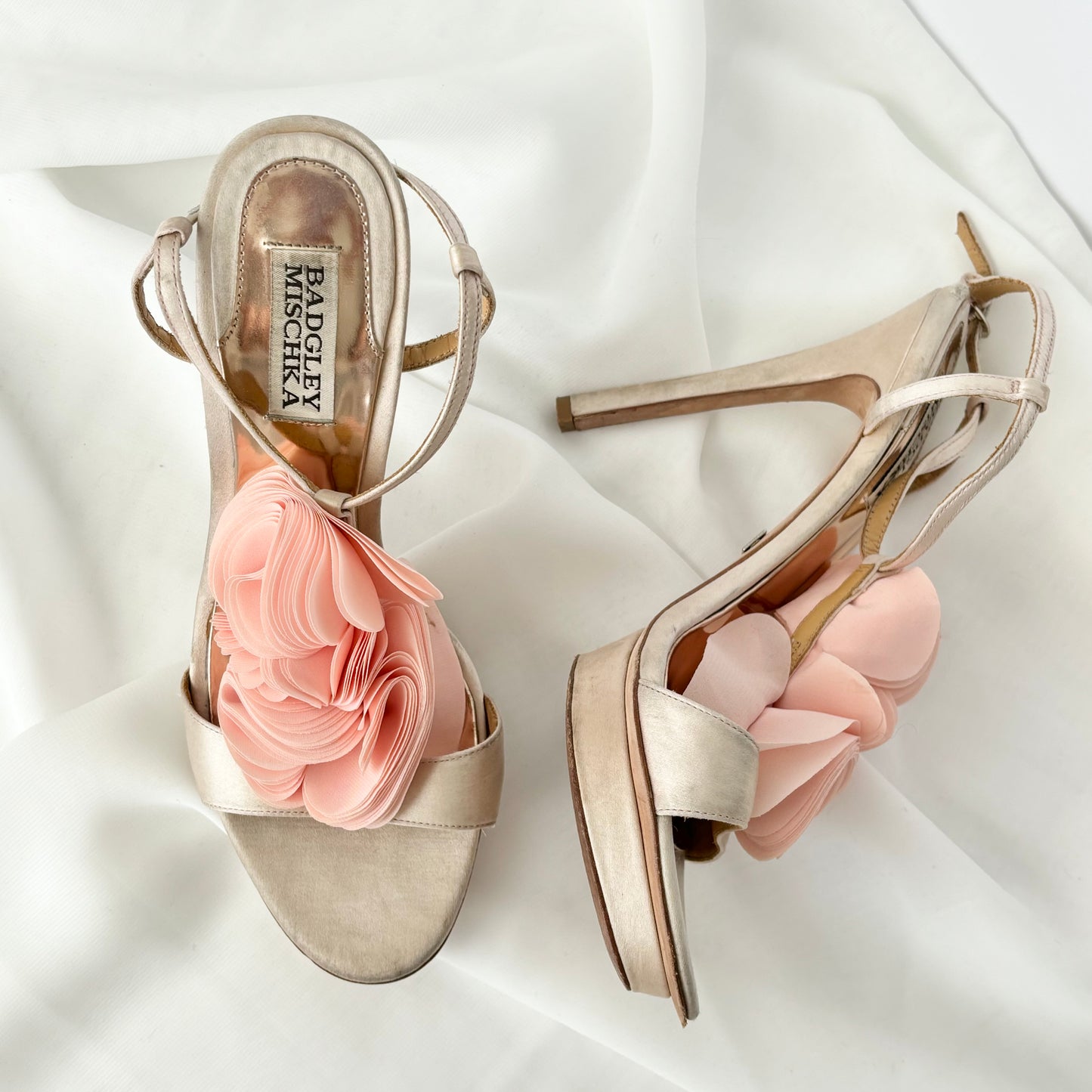 Vintage Frilly Champagne Pink Heels (8.5)