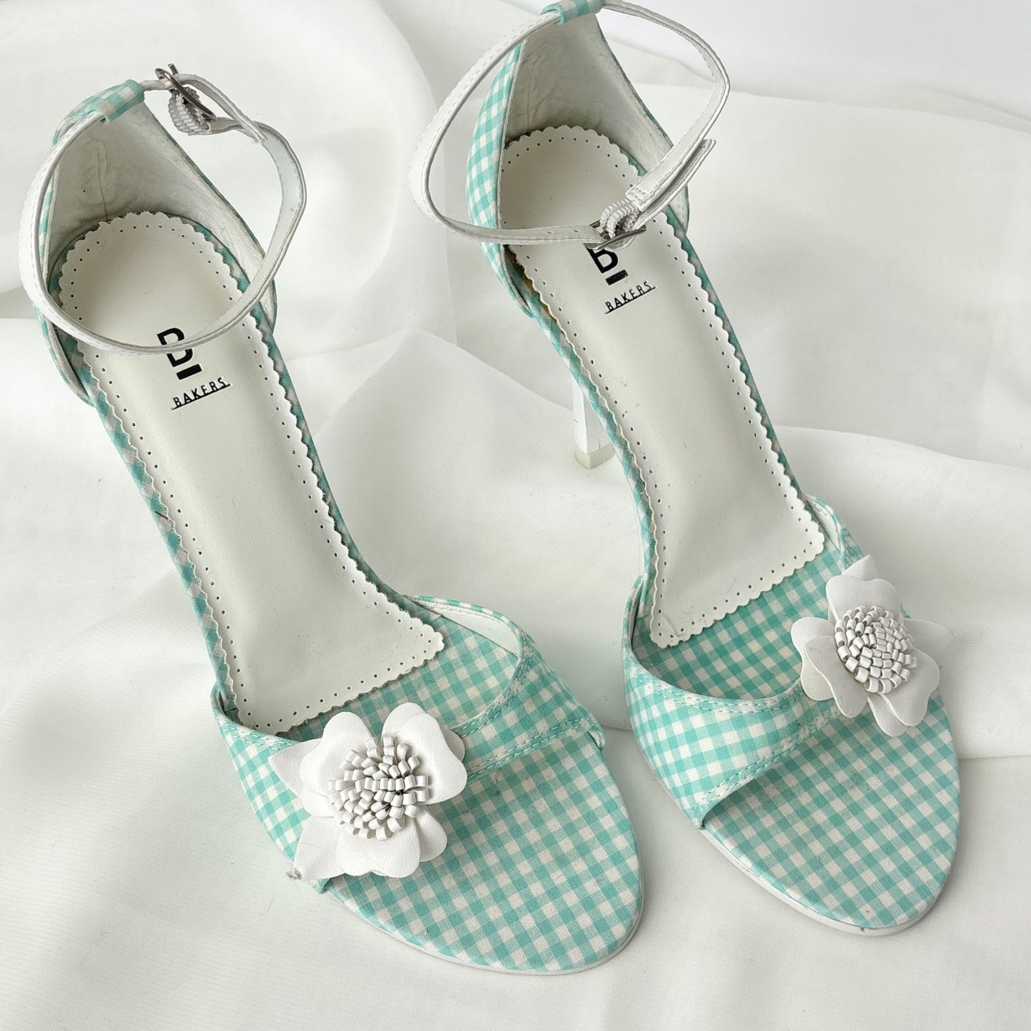 Vintage Gingham Mint Green Heels (8)