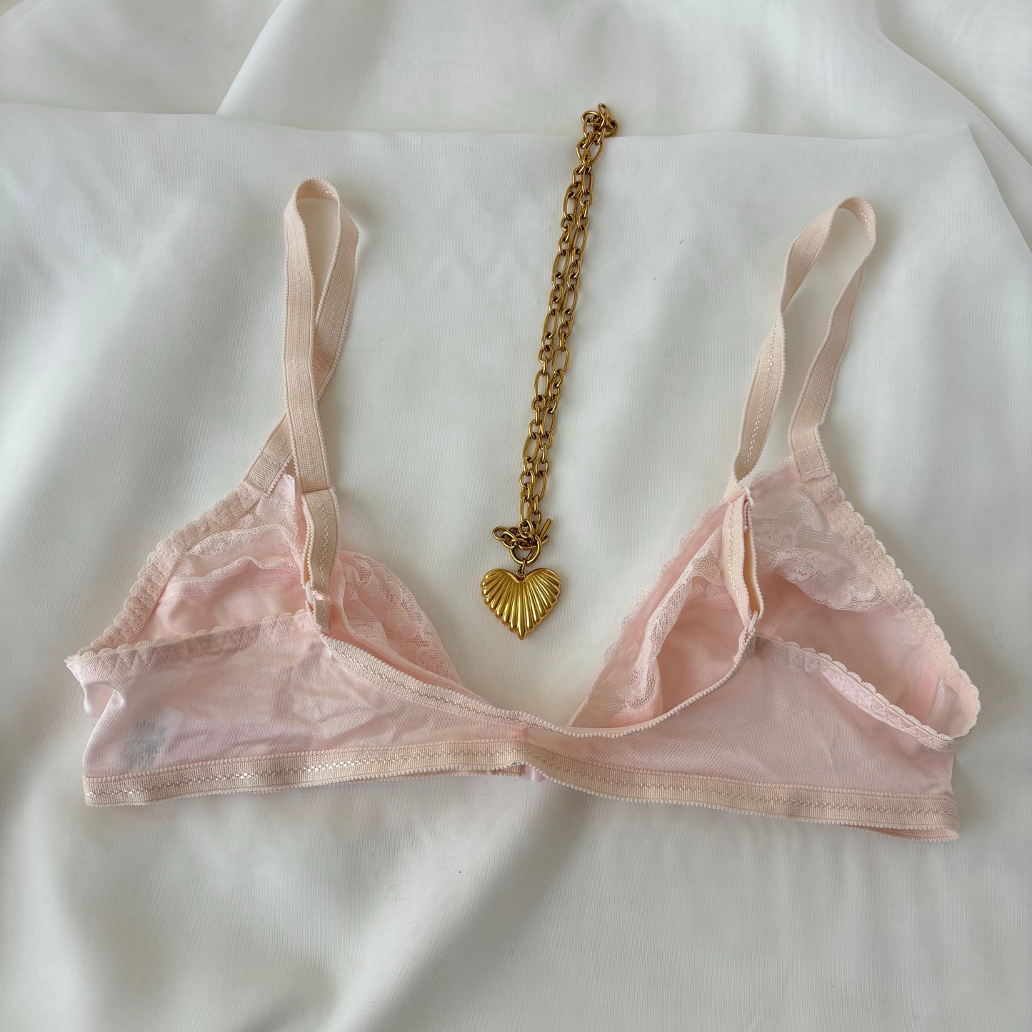 Vintage 80’s Satin Pastel Pink Bra (34C)