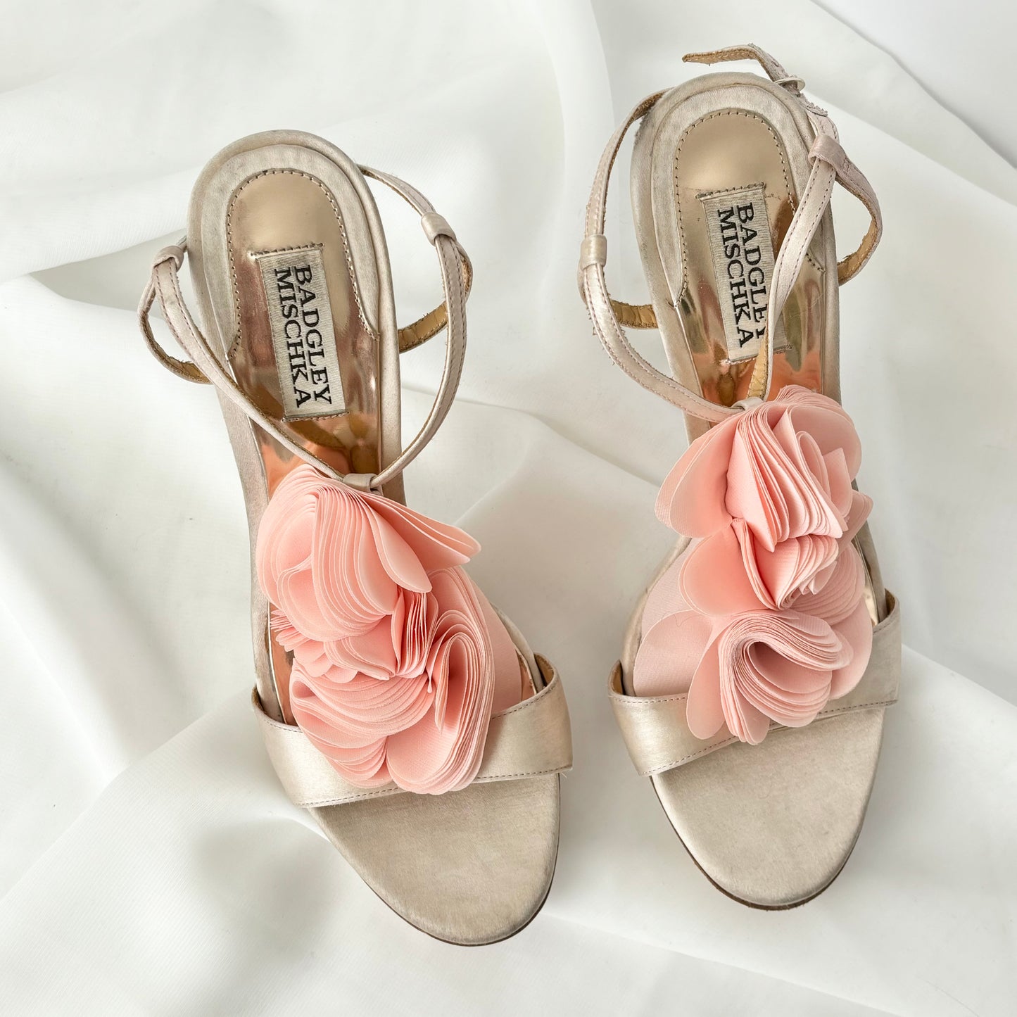 Vintage Frilly Champagne Pink Heels (8.5)