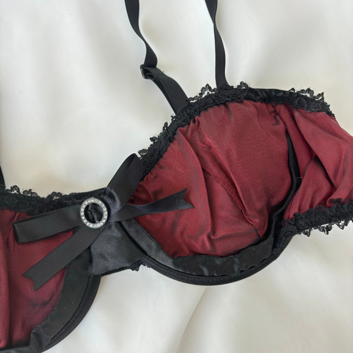 Vintage Burgundy Bra (36B)