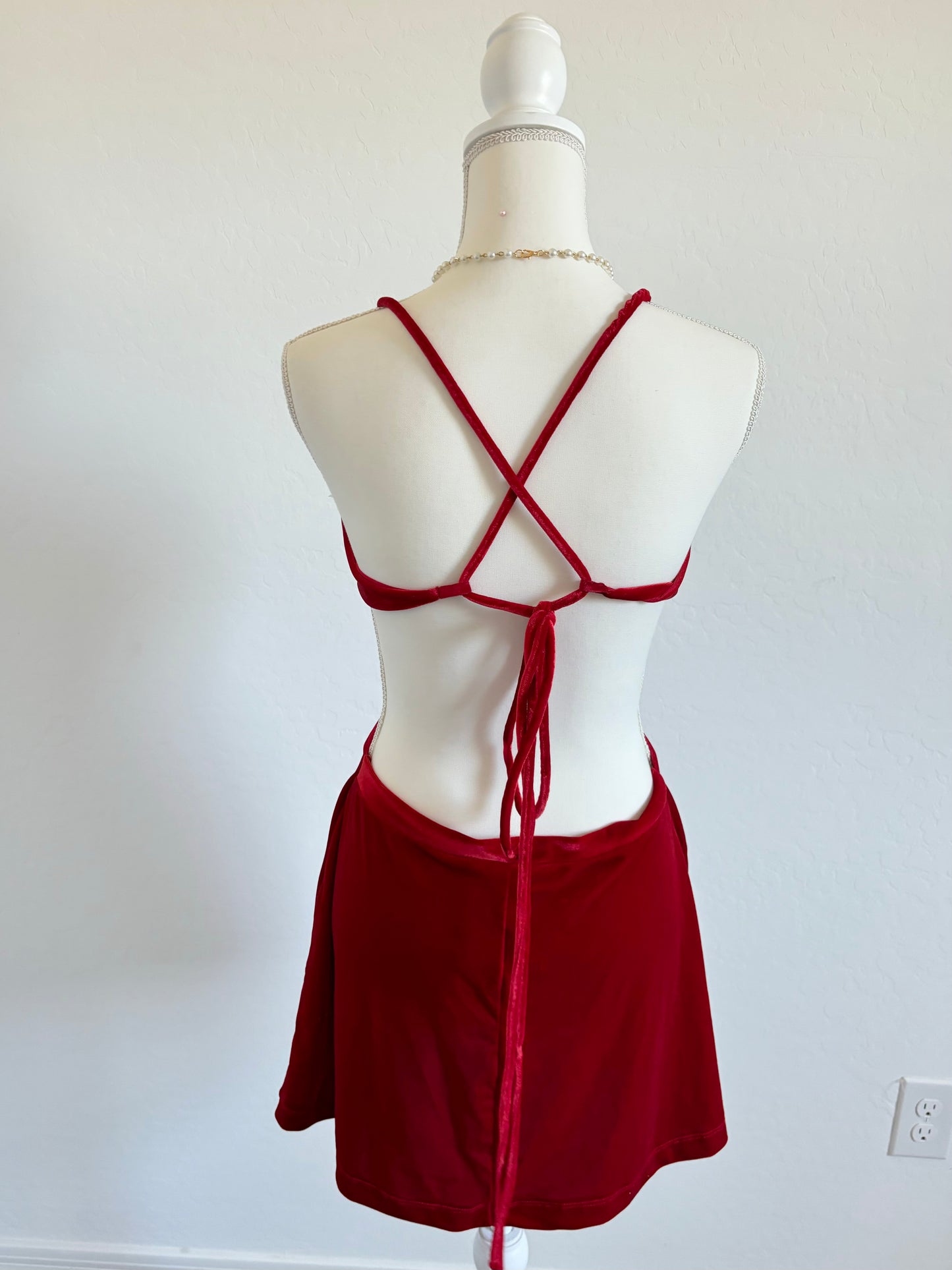 Vintage Red Velvet 90’s Bodycon Mini Dress (Small)