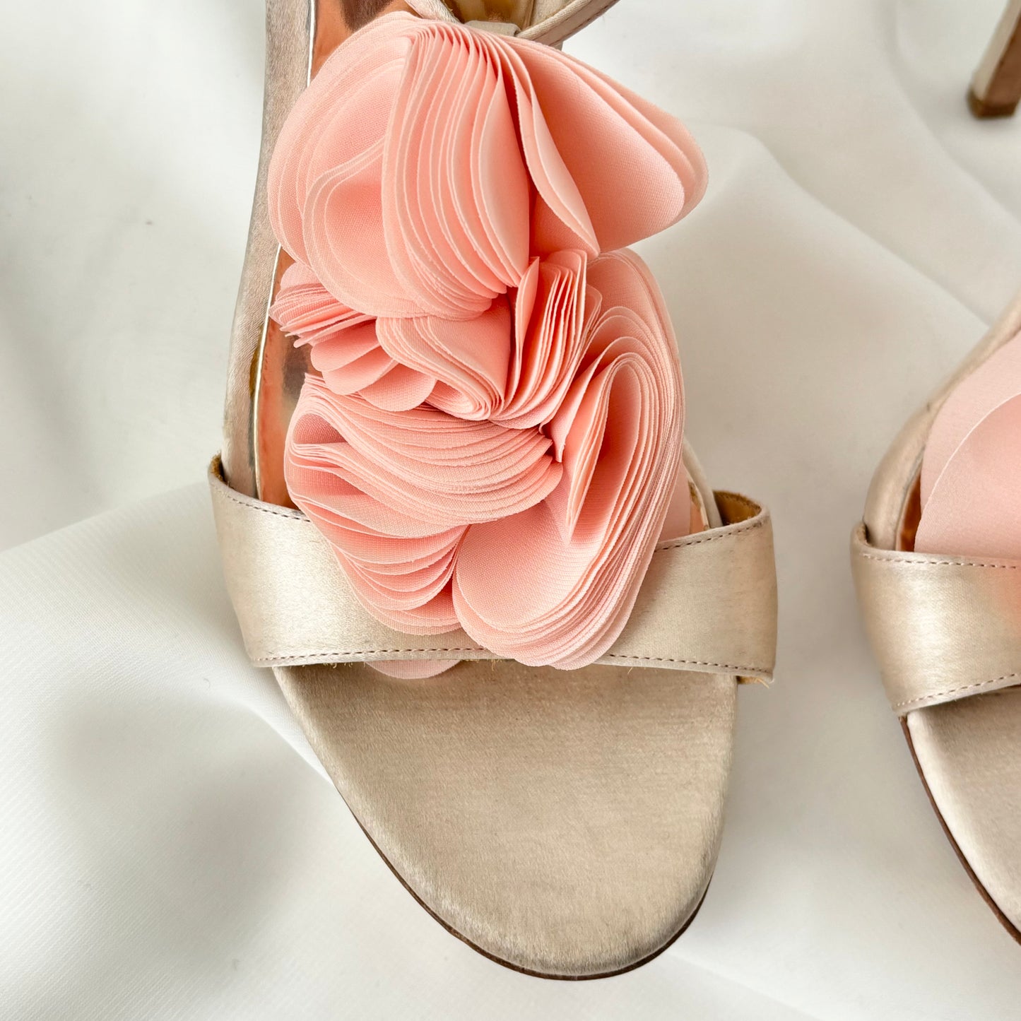 Vintage Frilly Champagne Pink Heels (8.5)