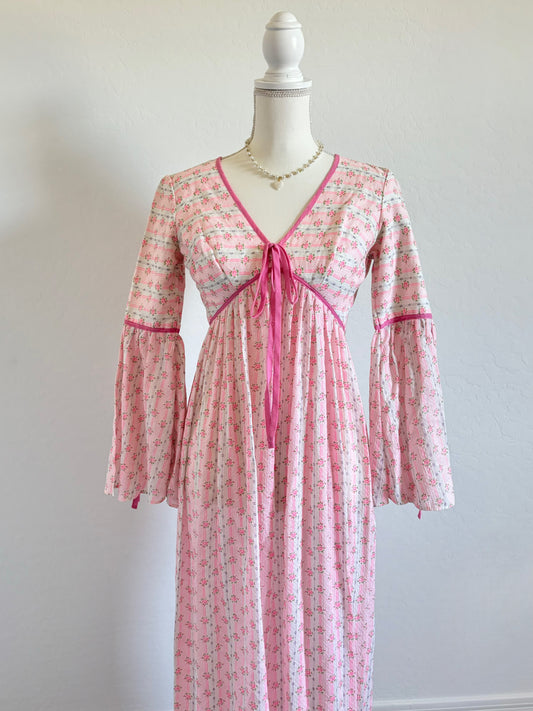 Vintage 1970’s Prairie Floral Pink Maxi Dress (Small)