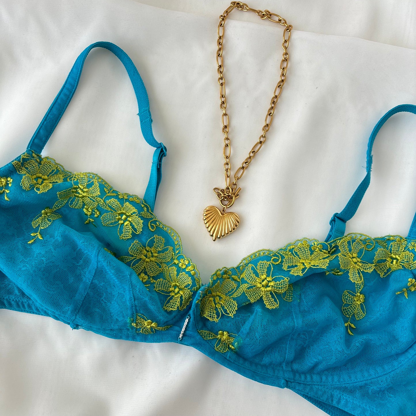 Vintage Lace Fairy Embroidered Bra (38C)