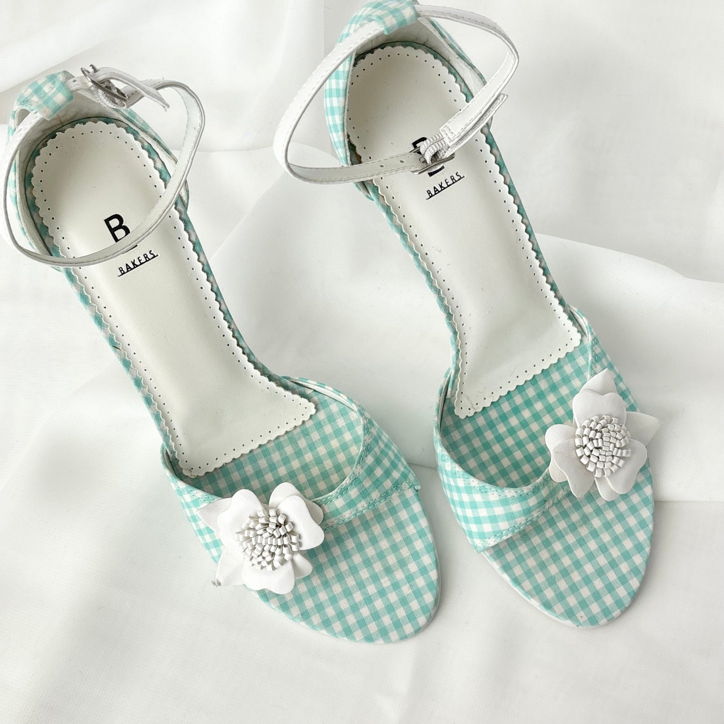 Vintage Gingham Mint Green Heels (8)