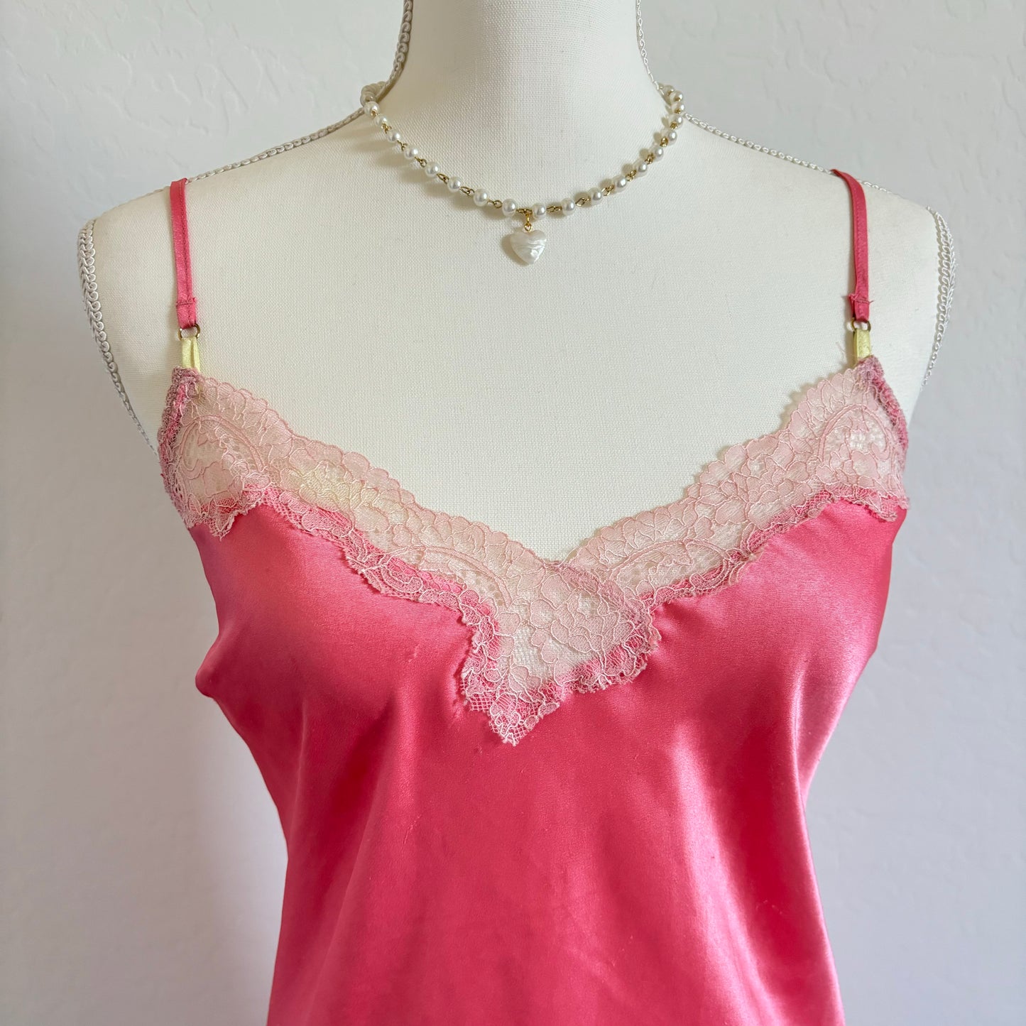 Victoria’s Secret Early 2000’s Pink Silk Mini Slip Dress (Large)