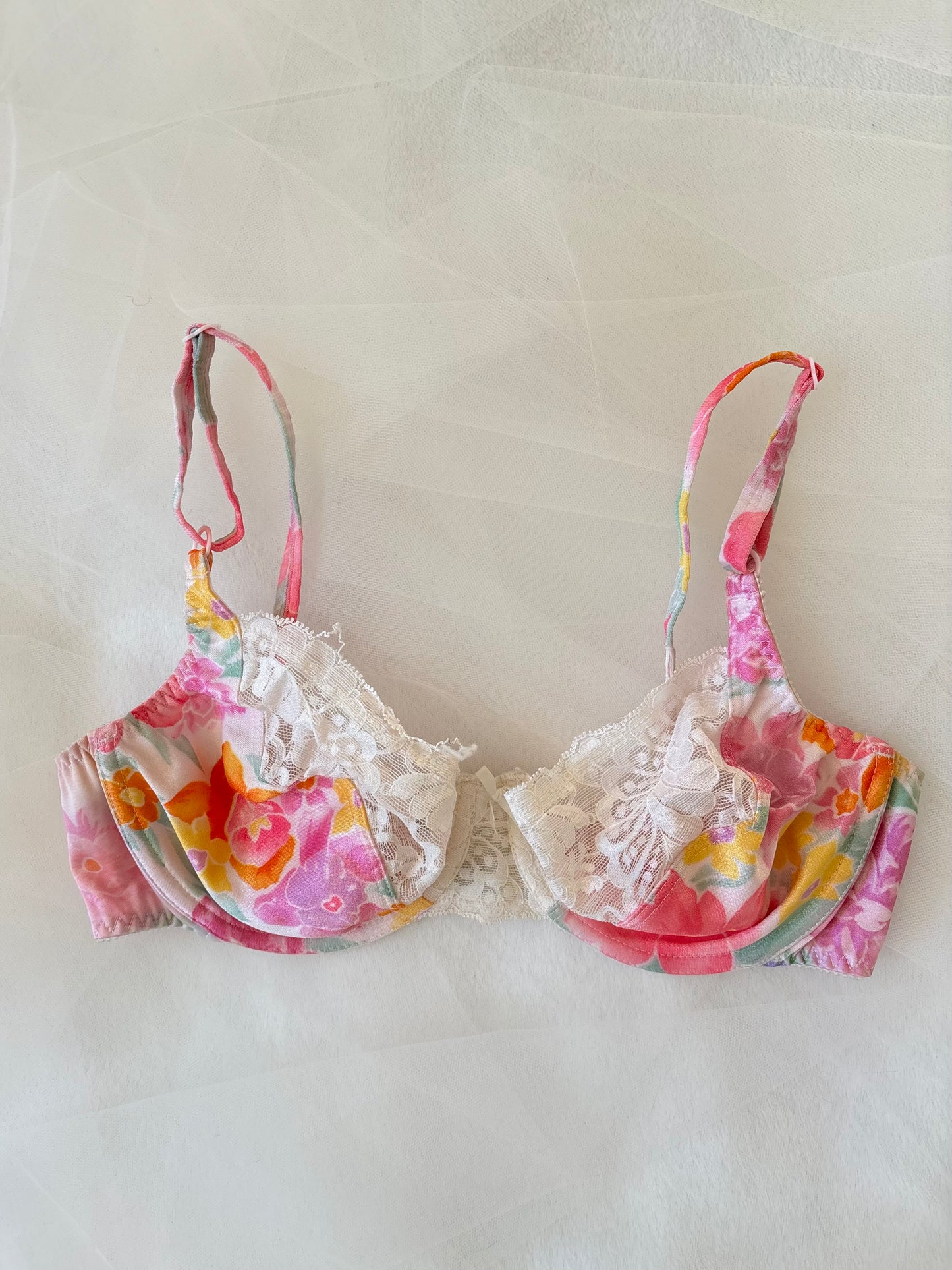 Vintage 80’s Floral Bra (36C)