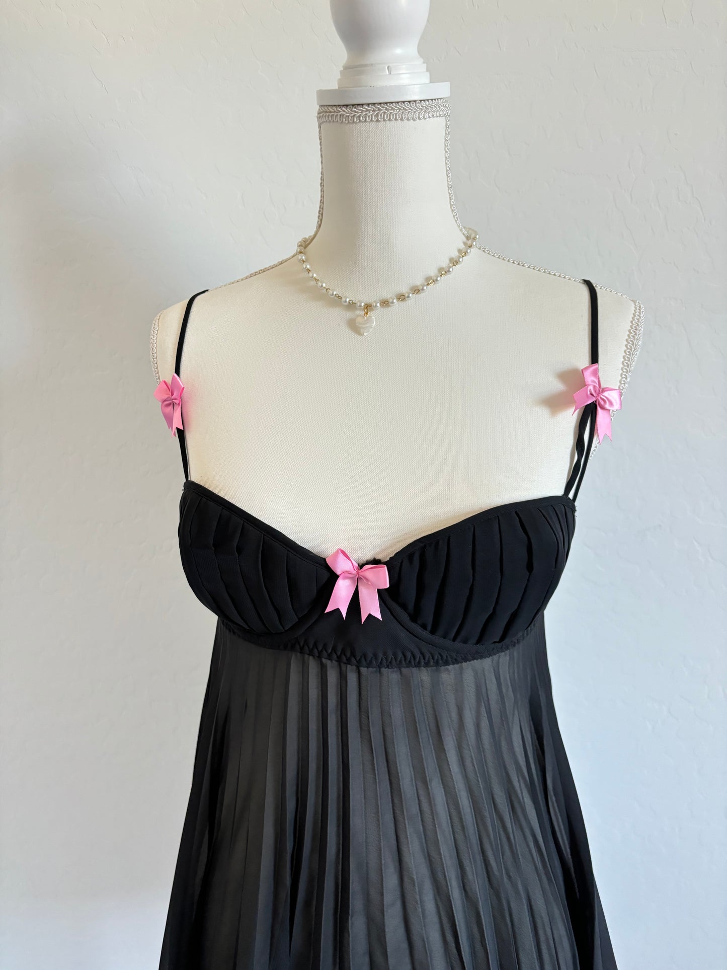 Vintage Babydoll Pleated Black Lingerie Dress (Large)