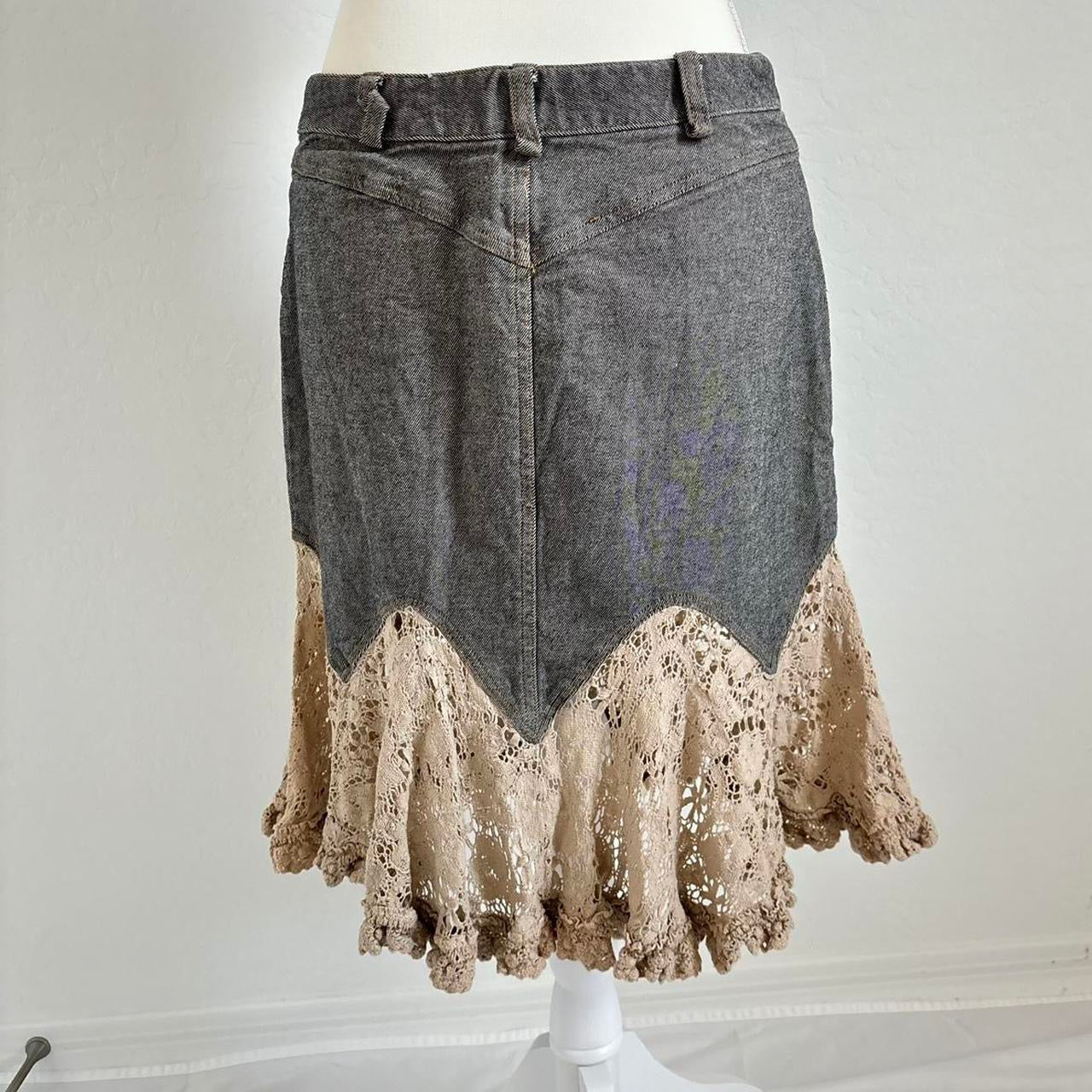 Vintage Cream Denim Skirt (Medium)